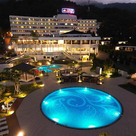 Surya Hotel & Cottages Prigen Exteriér fotografie